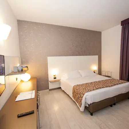 Hotel Re Enzo Bologna