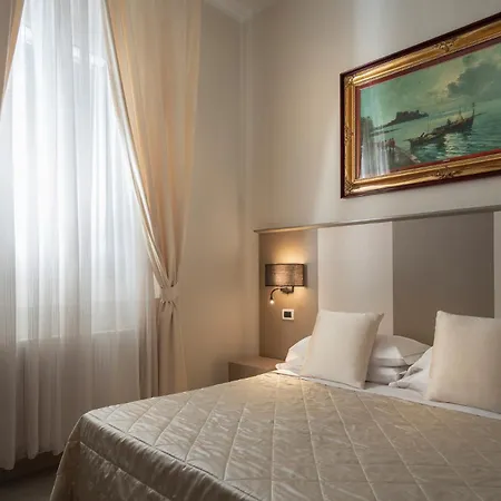 Re Enzo Hotel
