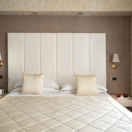 Hotel Re Enzo