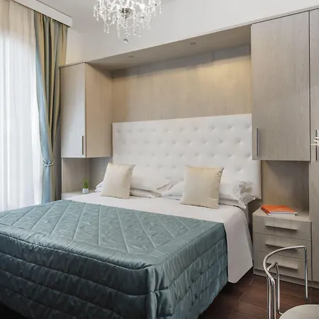 Re Enzo Hotel