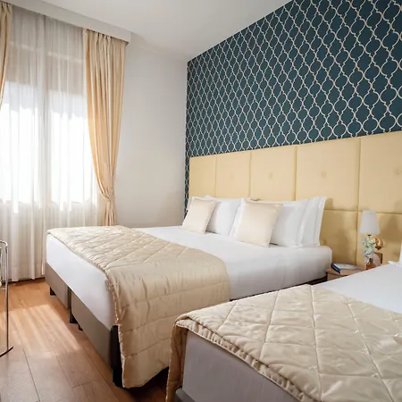 Re Enzo Hotel