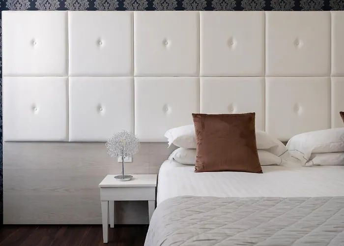 Hotel Re Enzo Bolonia