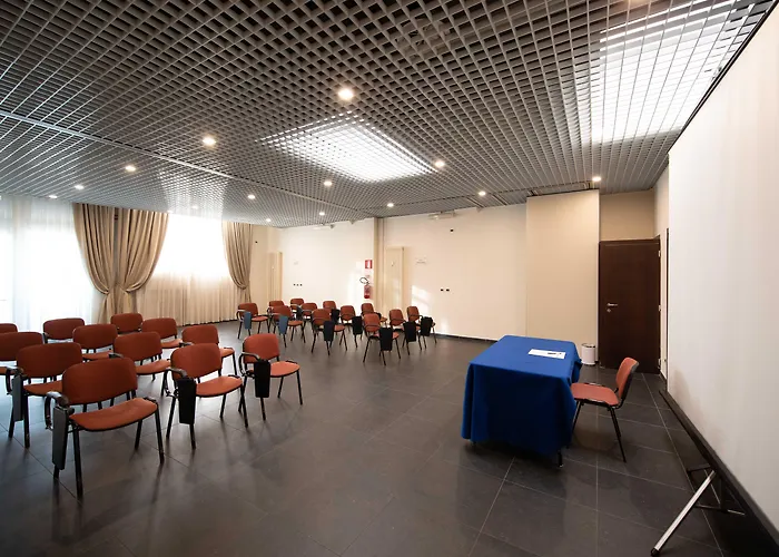 Re Enzo Ξενοδοχείο 4*