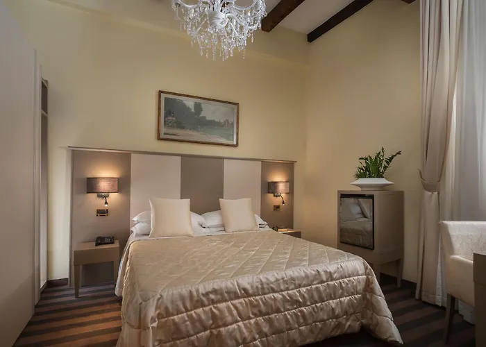 Re Enzo Hotel Bolonha