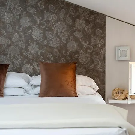 Hotel Re Enzo Bolonia