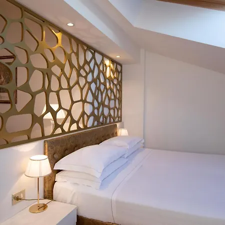 Hotel Re Enzo Hotel 4*