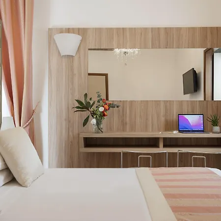 Ξενοδοχείο Re Enzo 4*