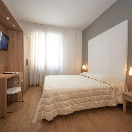 Hotel Re Enzo 4*