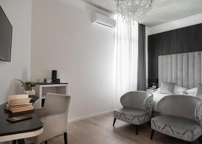 Re Enzo Hotell Bologna